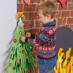 Holly and Berries Paper Display Shapes 300pk
