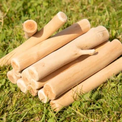 Long Driftwood Twigs 250g