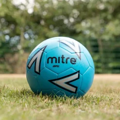 Mitre 12 Impel Training Footballs & Strge Bag Blue Size 4