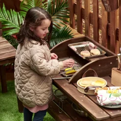 Modern Living Outdoor BBQ