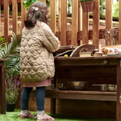 Modern Living Outdoor BBQ