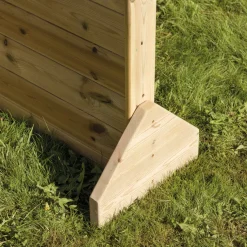 Outdoor Wooden Divided Rooms