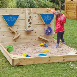 Outdoor Wooden Sand Wall H1000 x W1500mm