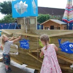 Outdoor Wooden Water Wall