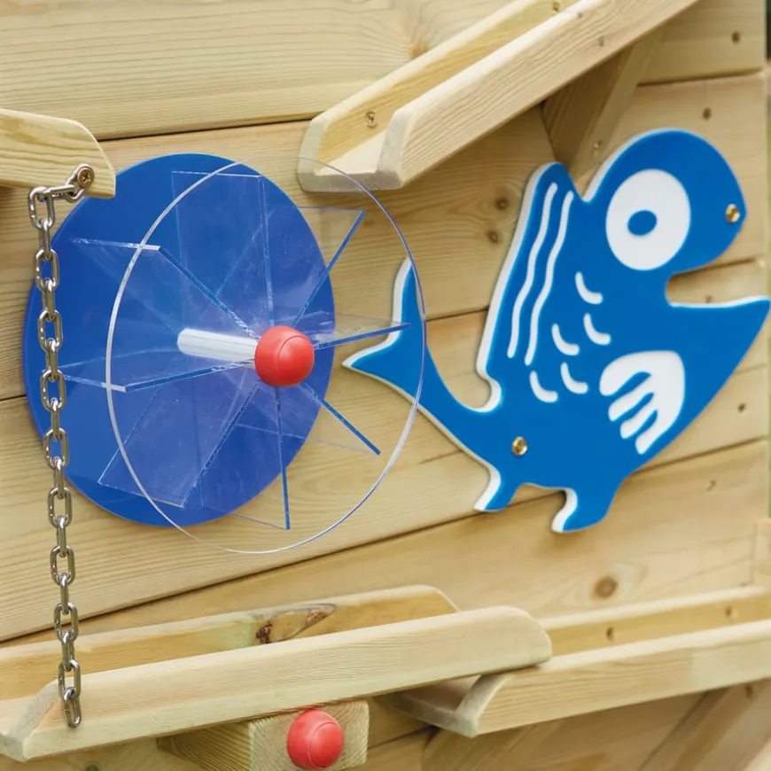 Outdoor Wooden Water Wall