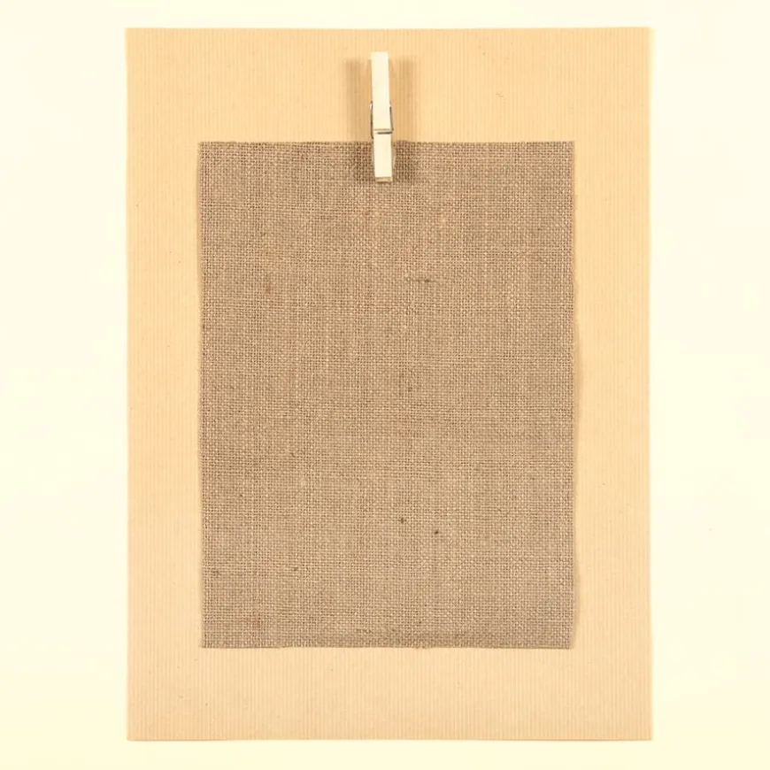 Paperbacked Natural Hessian Roll 900mm x 5m