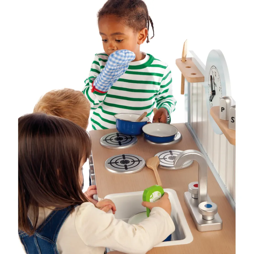 Role Play Classic Country Kitchen Soft Blue