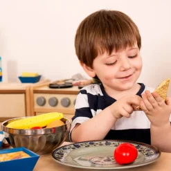 Role Play Curiosity Kitchen and Accessories Set