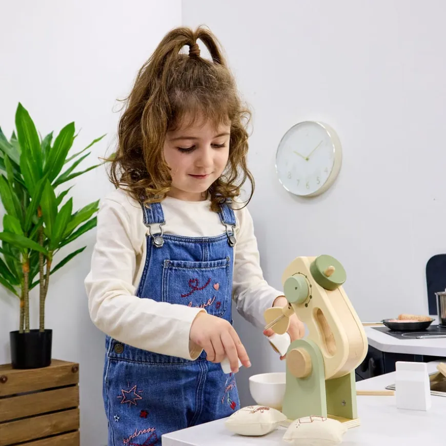 Role Play Sage Wooden Kitchen Equipment Bundle