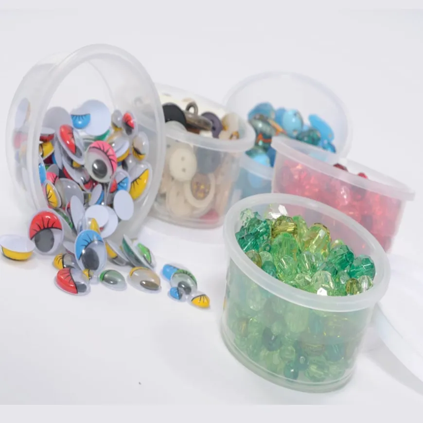 Small Plastic Pots with Lids 36pk