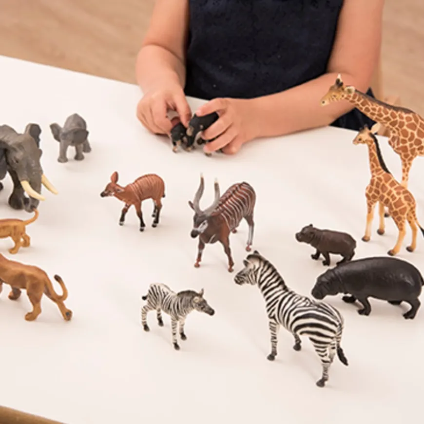 Small World African Animals and Young Set 14pcs