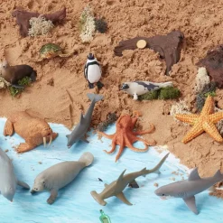 Small World Ocean Animals 12pcs