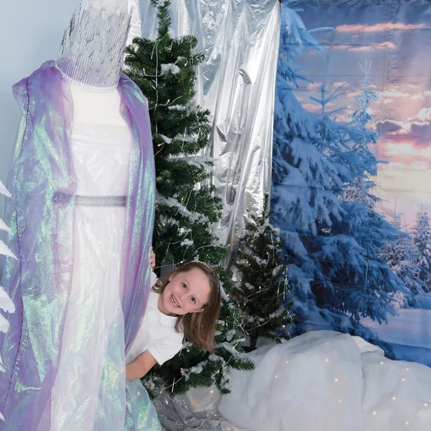 Snow Effect Display Blankets W90cm x 2.4m 3pk