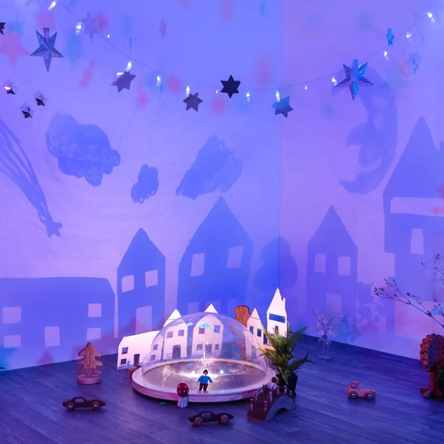 TTS Early Years Immersive Projector