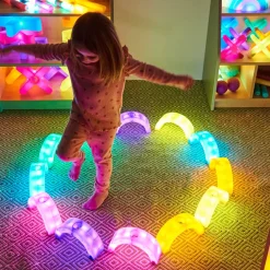 TTS Glow Arches 12pk