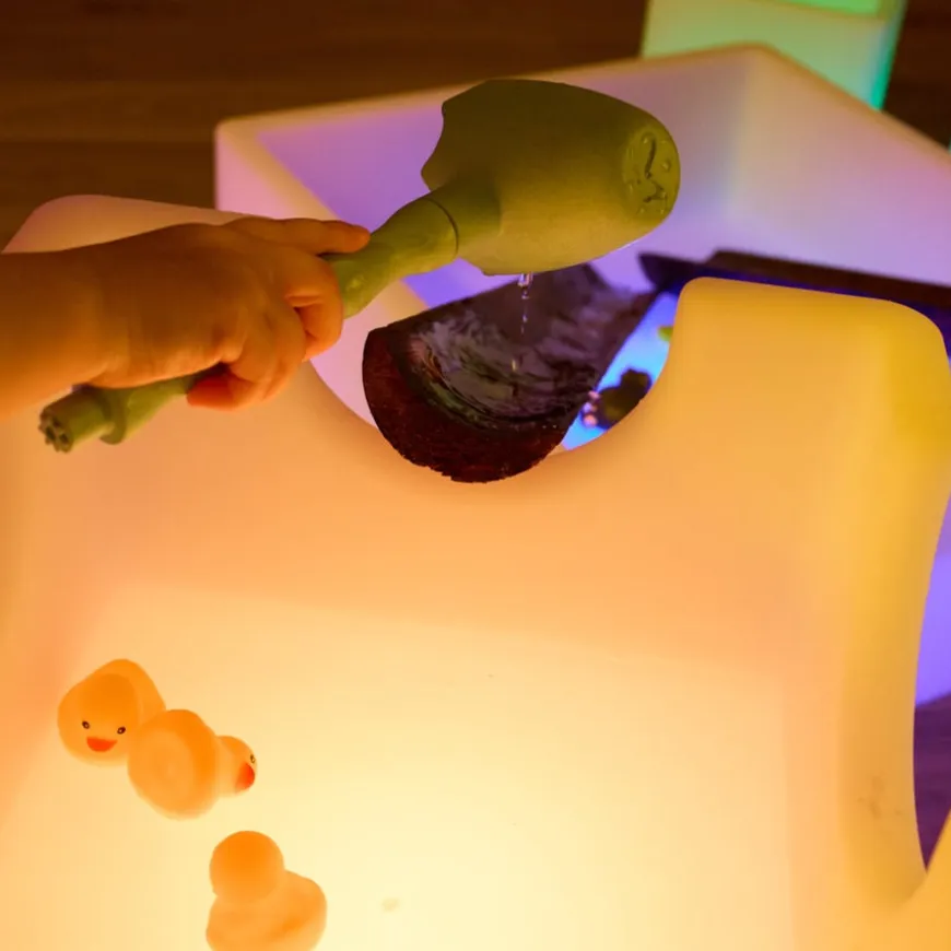 TTS Messy Play Water STEAM Channelling Cubes