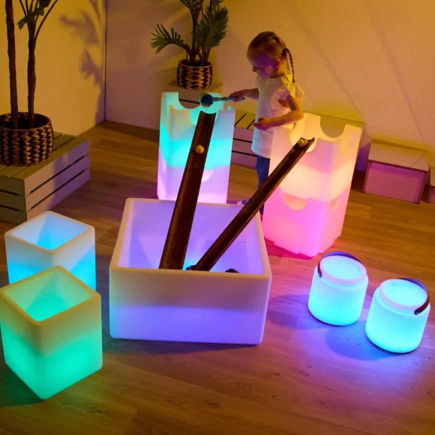 TTS Messy Play Water STEAM Channelling Cubes